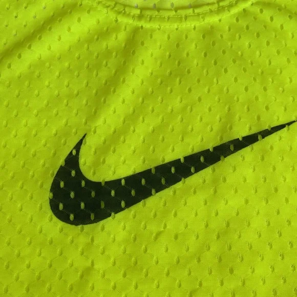 Nike Neon Green/Yellow Jersey Breathable Mesh Sleeveless Crop Top Medium - Picture 2 of 7